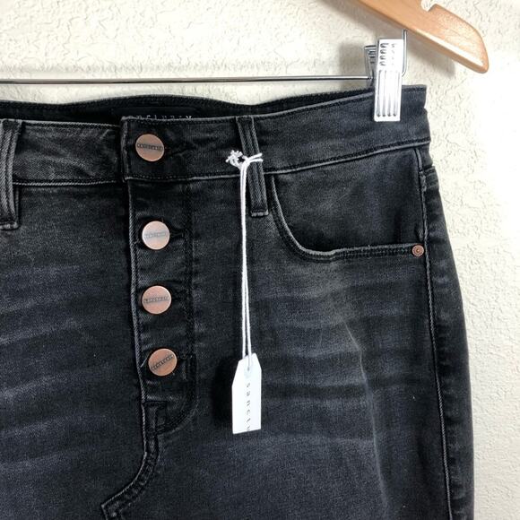 NWT Sanctuary Hera Tehuacan faded black skirt - Picture 6 of 11